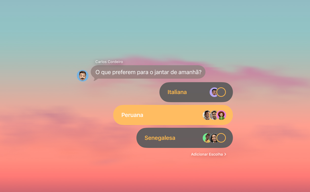 Os recursos Enquetes e Fundos no Mensagens com as pessoas do chat votando sobre o que jantar
