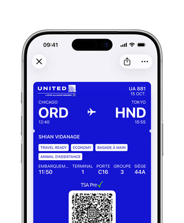 iPhone, moitié supérieure de l’écran, montrant une carte d’embarquement enregistrée dans l’app Portefeuille