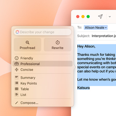 Bir Apple Intelligence istemini gösteren iş mail’i.