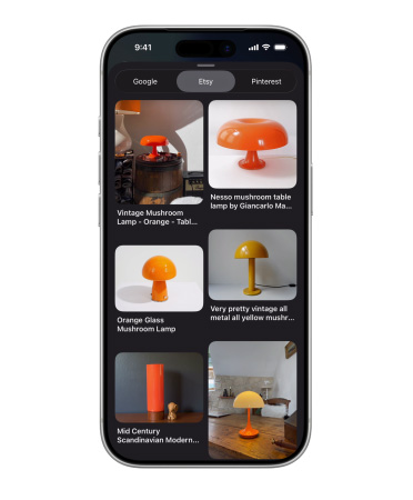 iPhoneにEtsyからの様々なキノコ型のランプの画像が表示されている。両隣にはGoogleとPinterestのタブもある